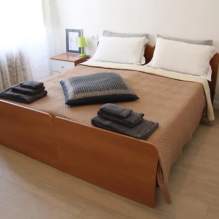 Majestade Alojamento de Acomodação e Pequeno-almoço Cagliari