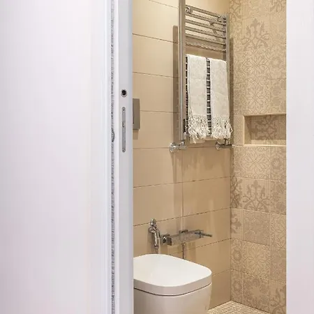 Majestade 3* Cagliari