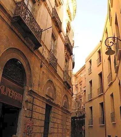 Majestade Frühstückspension Cagliari