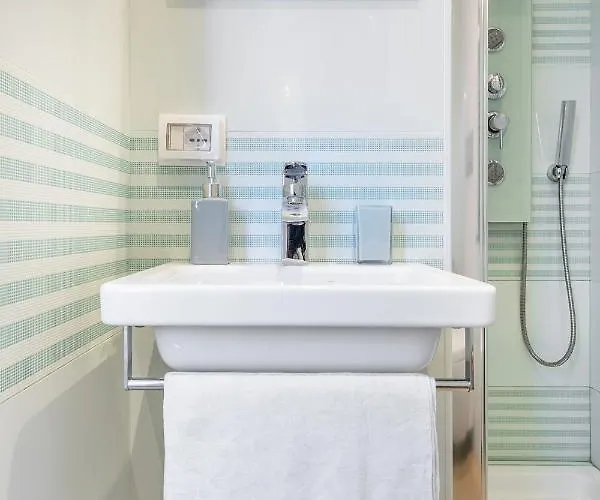 ベッド・アンド・ブレックファスト Majestade